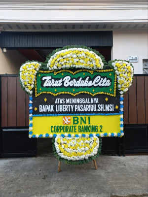 Papan Bunga Duka di Kluet Utara