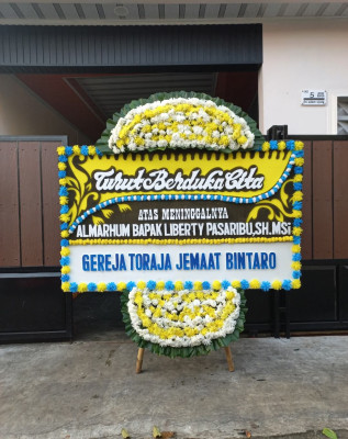 Papan Bunga Duka di Kluet Utara