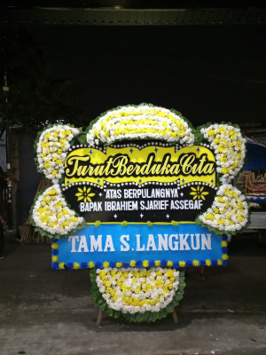 Papan Bunga Duka di Kluet Utara